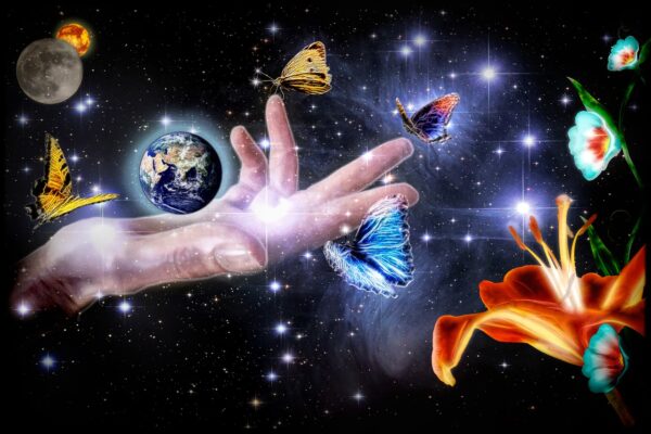 Photo d'une photo exprimant l'harmonie avec la Terre, des papillons, des fleurs dans l'espace.